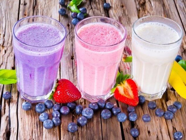 Obst- und Gemüsesmoothies und Cocktails zum Abnehmen